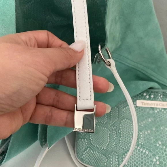 *SOLD *Suede Tiffany and Co reversible bag - Picture 4 of 6
